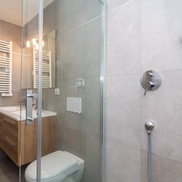 Appartement Cannes : 3 pièces, 6 personnes, design, proche Croisette