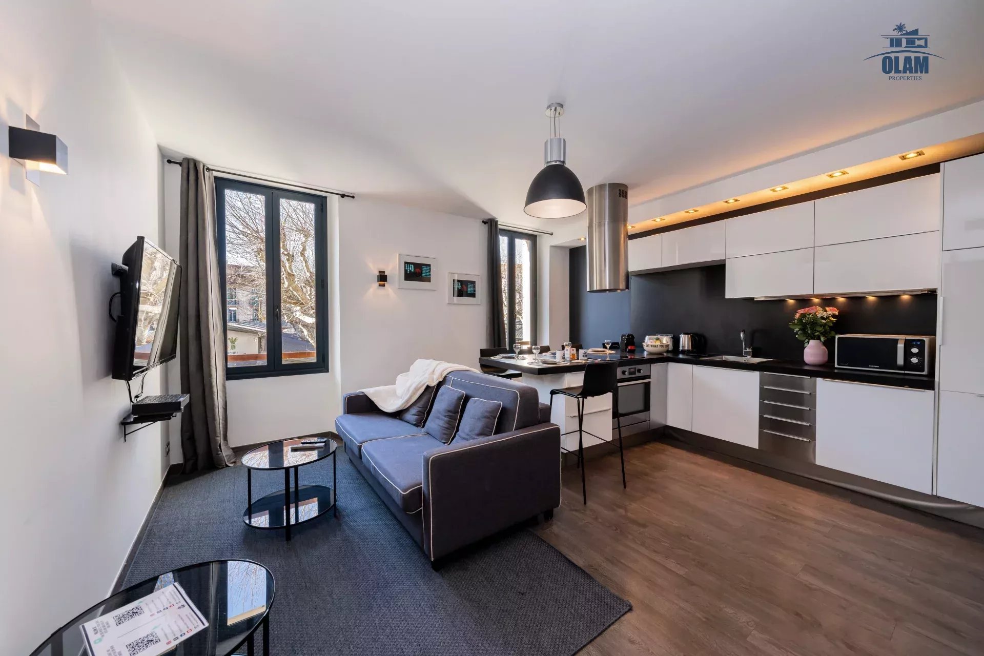 Appartement Cannes Gambetta : 3 pièces, refait à neuf, moderne et contemporain