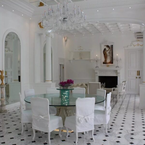 Villa Cannes : magnificent renovated villa, sea view, swimming pool, garden, reception room