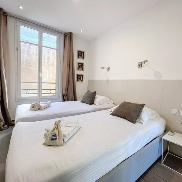 Appartement Cannes Gambetta : 3 pièces contemporain, proche commerces