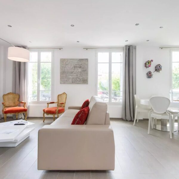 Appartement Cannes Gambetta : 3 pièces contemporain, proche commerces