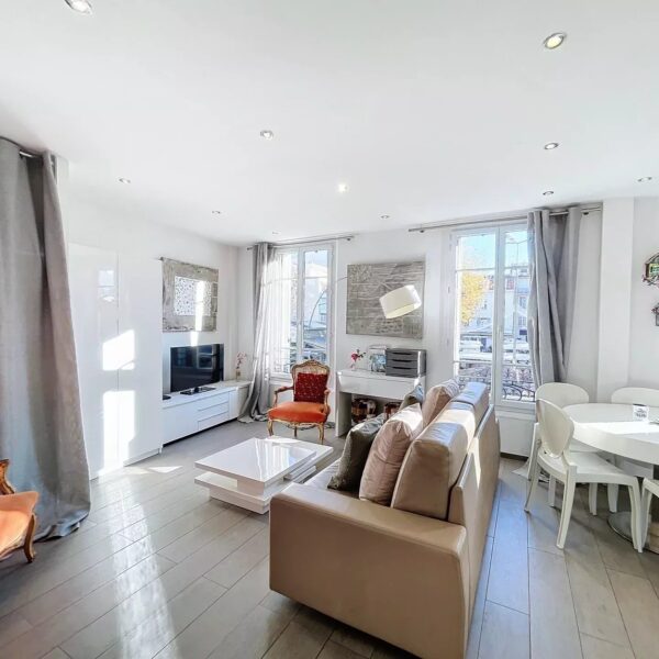 Appartement Cannes Gambetta : 3 pièces contemporain, proche commerces