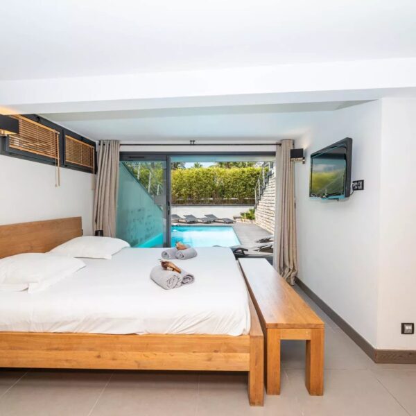 Cannes : Luxury Villa 6 bedrooms with swimming pool – Croisette