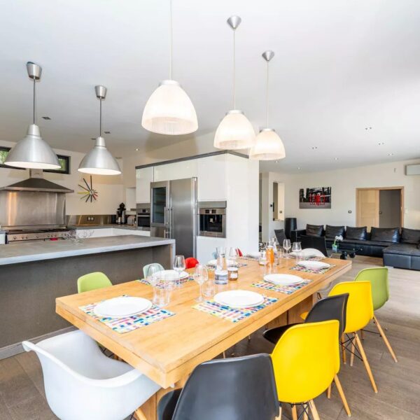 Cannes : Luxury Villa 6 bedrooms with swimming pool – Croisette