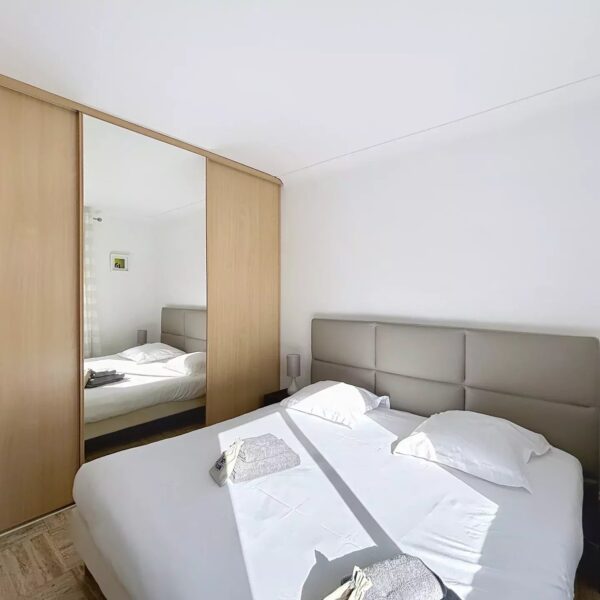 Cannes : charmant 2 pièces avec terrasse proche centre ville