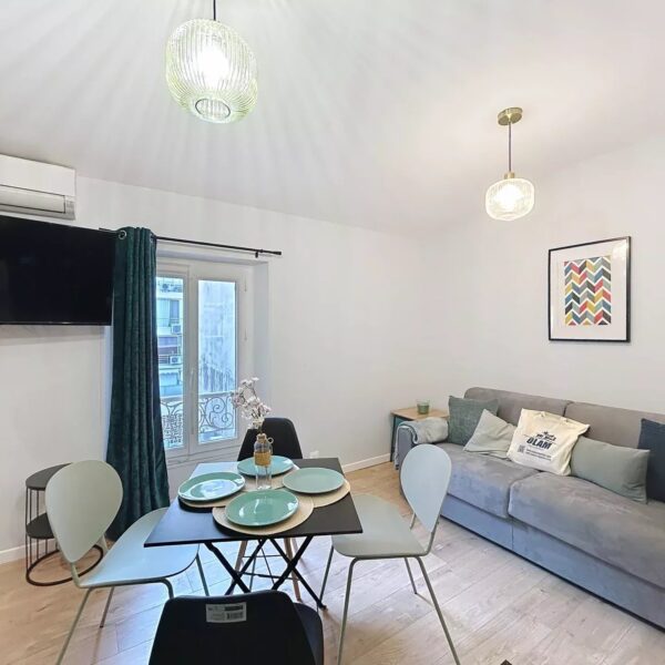 Cannes: Lovely, cozy one-bedroom apartment in the city center, Croisette 1 minute