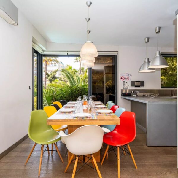 Cannes : Luxury Villa 6 bedrooms with swimming pool – Croisette