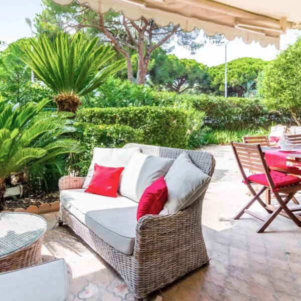 Cannes : Luxueux appartement 4 chambres avec jardin sur la Croisette