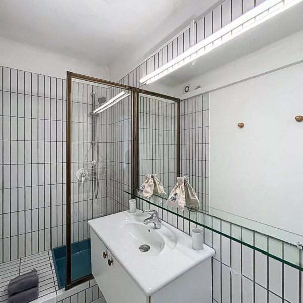 Cannes: charming, quiet apartment in secure residence