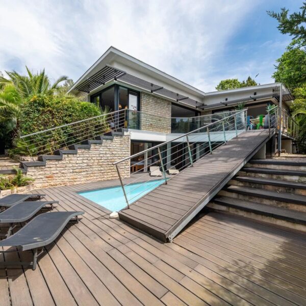 Cannes : Luxury Villa 6 bedrooms with swimming pool – Croisette