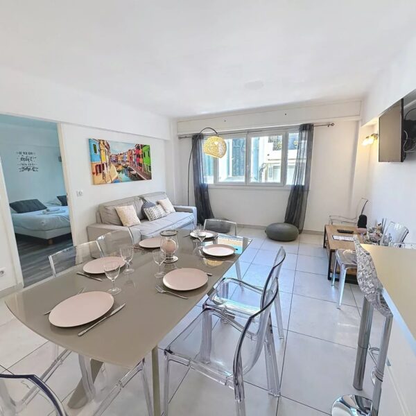 Cannes apartment: superb bright 4-room apartment, residence with elevator, open kitchen