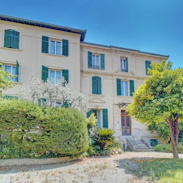 Appartement Cannes Montfleury : superbe 3 pièces bourgeois, proche rue d’Antibes