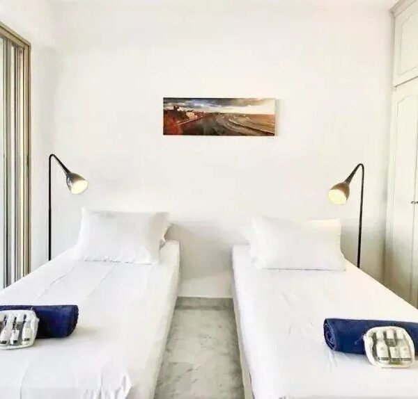 Cannes: Palm Beach area – 1 bedroom – Sea view