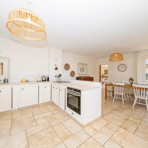 Antibes : villa 4 chambres avec piscine et vue mer