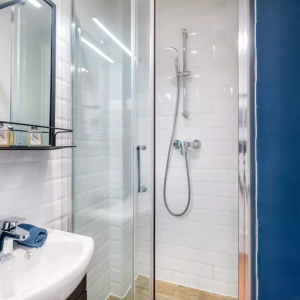 Cannes : très bel appartement au calme en centre ville