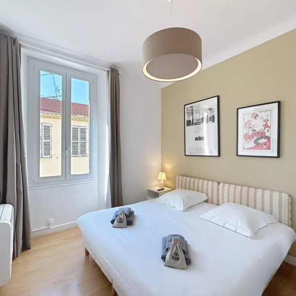 Cannes: very nice, quiet apartment in the city center