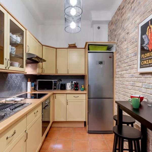 Cannes : très bel appartement au calme en centre ville