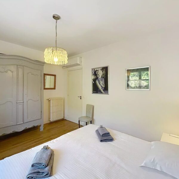 Cannes : Vue mer imprenable – Appartement 2 chambres lumineux au calme avec loggia