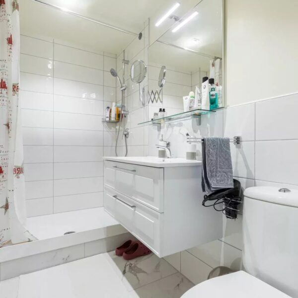 Appartement Cannes : superbe 2 pièces rez-de-jardin, proche plages du Midi