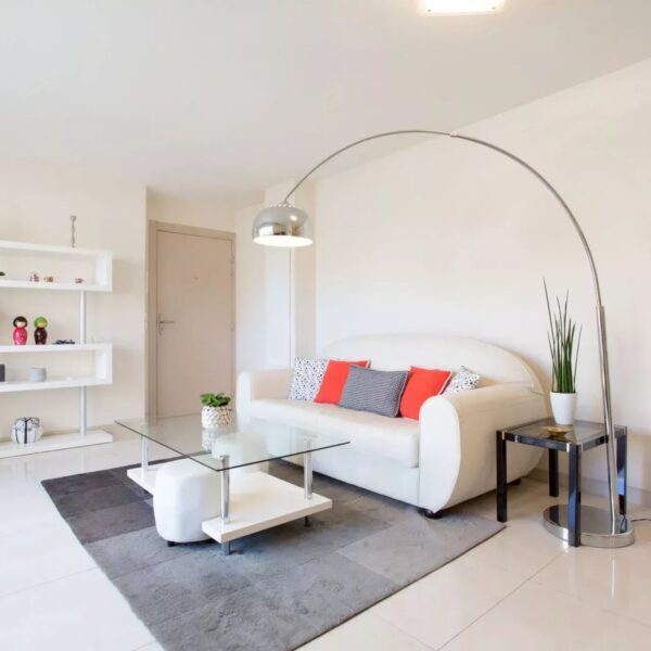 Cannes: beautiful apartment next to the Vieux Port with terrace