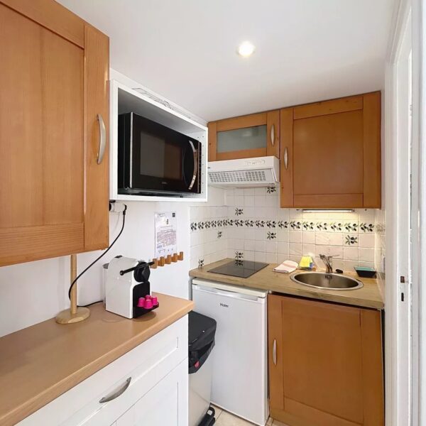 Cannes: charming studio in the city center