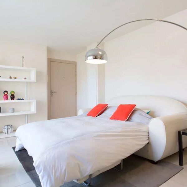 Cannes : bel appartement à côté du Vieux port avec terrasse