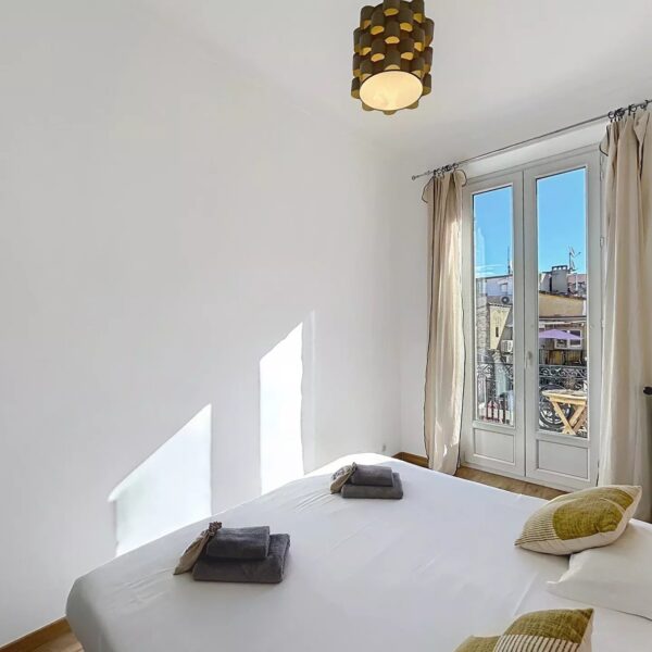 Cannes: beautiful, bright apartment in the city center
