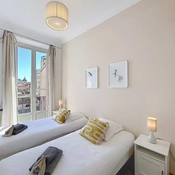 Cannes: beautiful, bright apartment in the city center