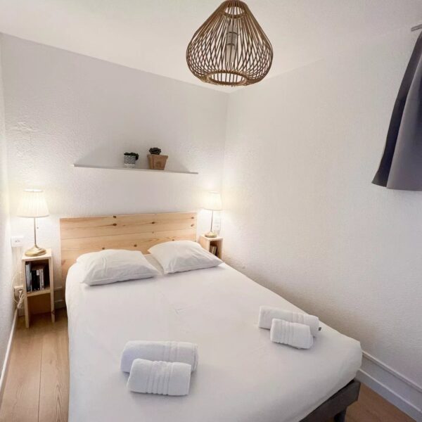 Théoule: Splendid sea view apartment, swimming pool residence