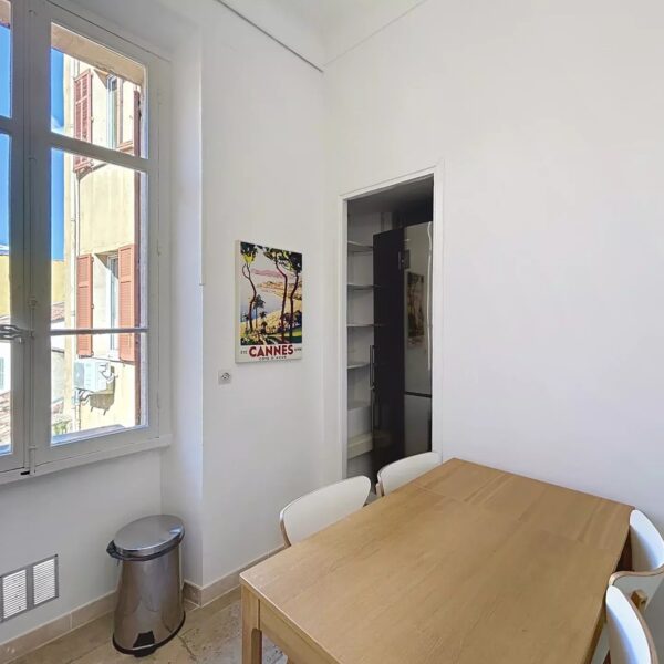 Cannes : bel appartement lumineux en centre ville