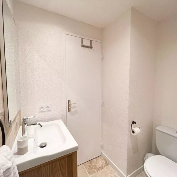 Théoule: Splendid sea view apartment, swimming pool residence