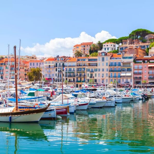 Cannes : bel appartement à côté du Vieux port avec terrasse
