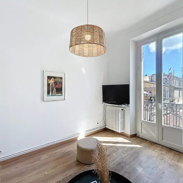 Cannes: beautiful, bright apartment in the city center