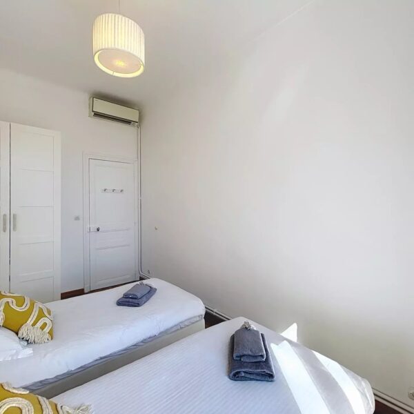 Cannes: beautiful, bright apartment in the city center