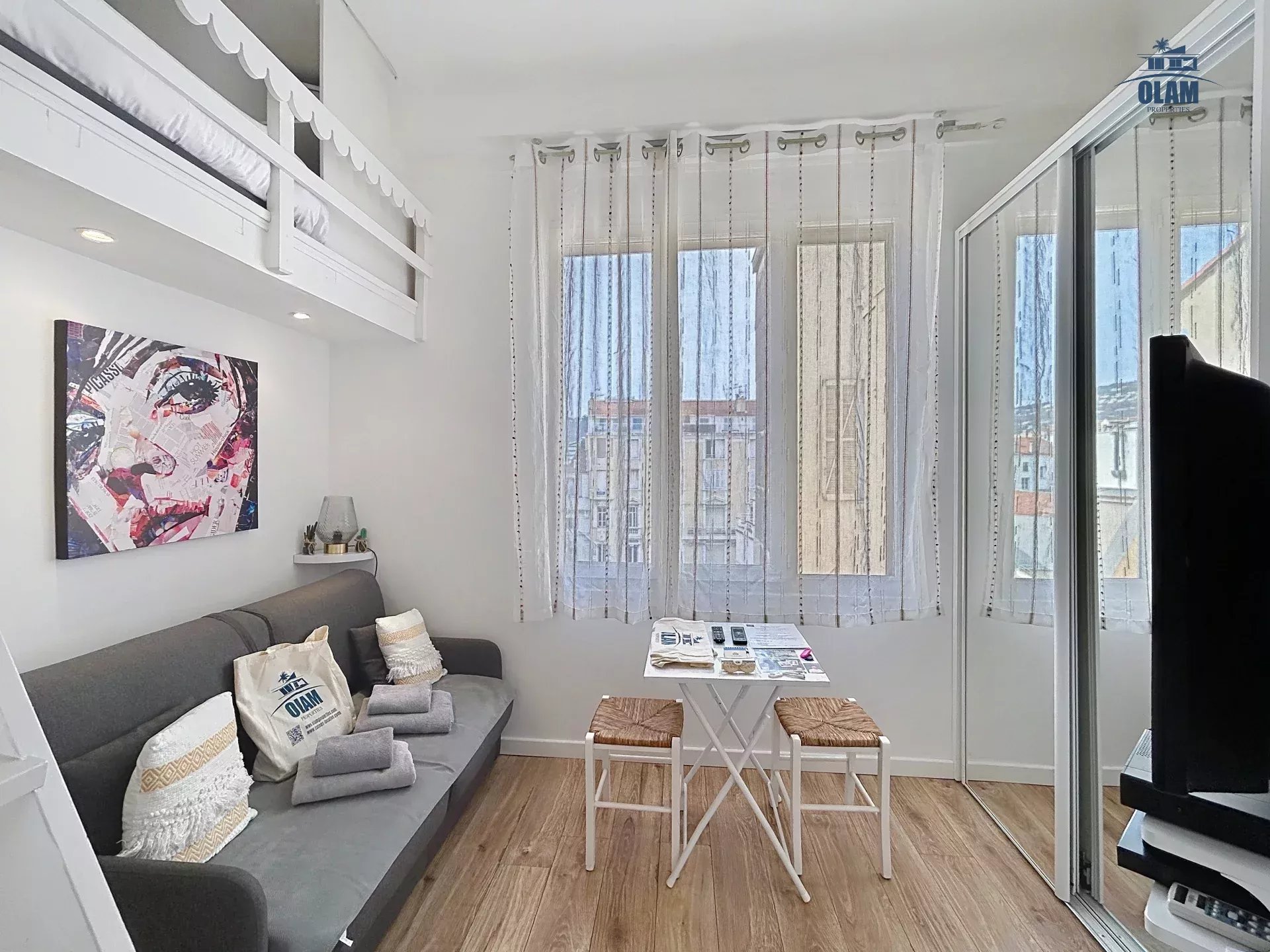Cannes: charming studio in the city center