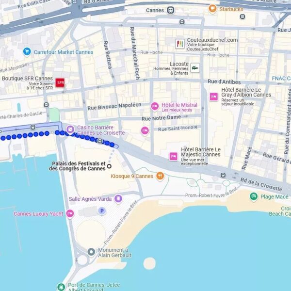 Cannes: beautiful apartment next to the Vieux Port with terrace