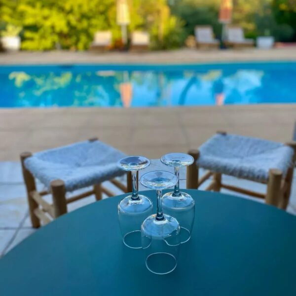 Mougins : Villa de charme avec piscine dans la pinède