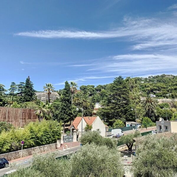 Studio Canne Oxford : charmant studio alcôve, balcon, résidence standing avec piscine