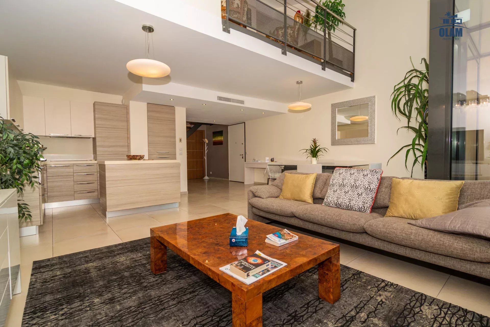 Appartement Cannes Centre : luxueux 4 pièces, résidence standing, emplacement idéal au calme