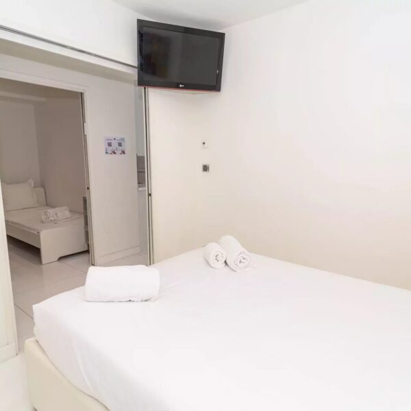 Appartement Cannes : moderne, 2 chambres, terrasse, proche Croisette