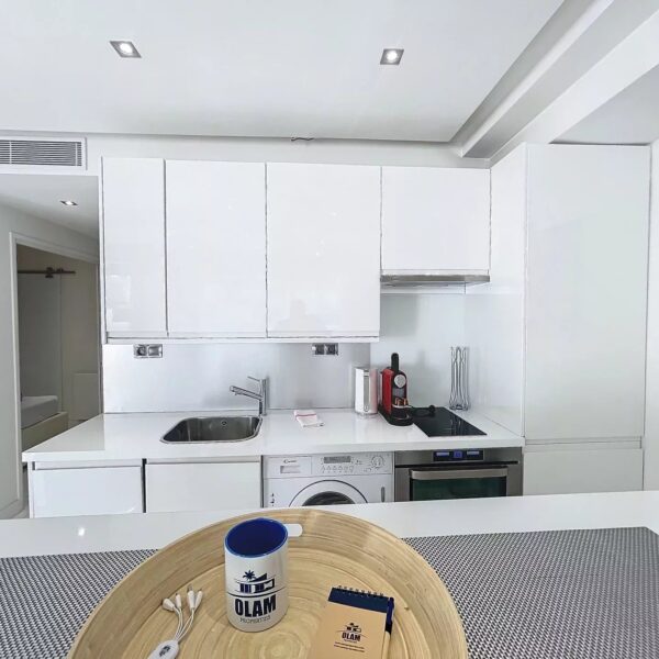 Appartement Cannes : moderne, 2 chambres, terrasse, proche Croisette