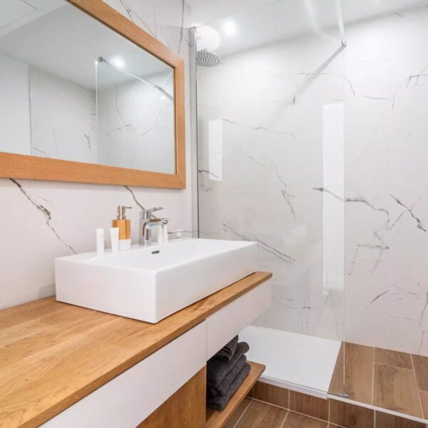 Appartement Cannes Croisette : 3 pièces rénové, proche Palais des Festivals