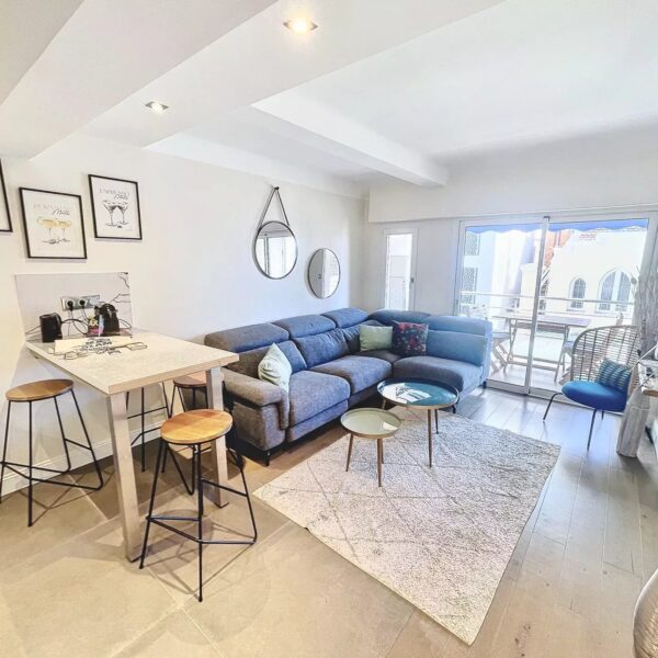 Appartement Cannes Croisette : 3 pièces rénové, proche Palais des Festivals