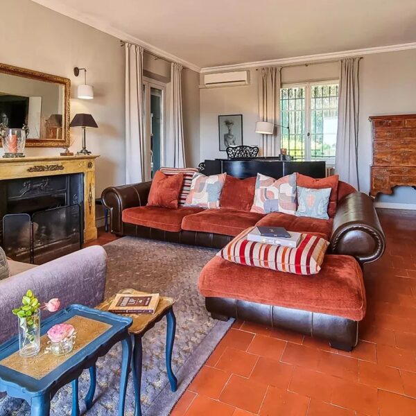 Propriété Familiale Le Cannet: 8 bedrooms, private park, reception rooms, six bedrooms, independent studio