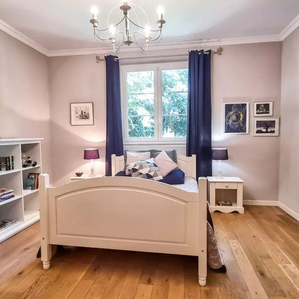 Propriété Familiale Le Cannet: 8 bedrooms, private park, reception rooms, six bedrooms, independent studio