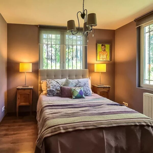 Propriété Familiale Le Cannet: 8 bedrooms, private park, reception rooms, six bedrooms, independent studio