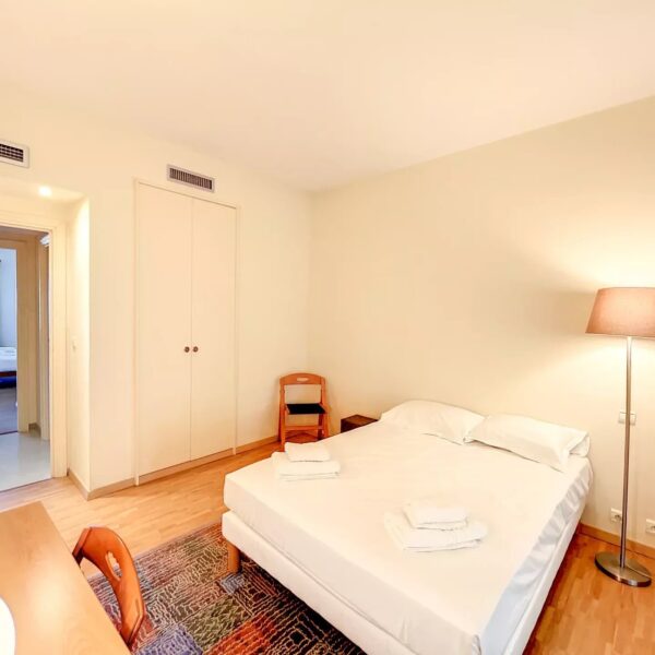 Apartment Cannes Montfleury : stunnig 3 bedrooms, sea view, residence, swimming pool