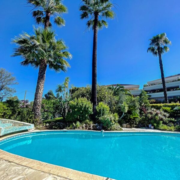 Apartment Cannes Montfleury : stunnig 3 bedrooms, sea view, residence, swimming pool