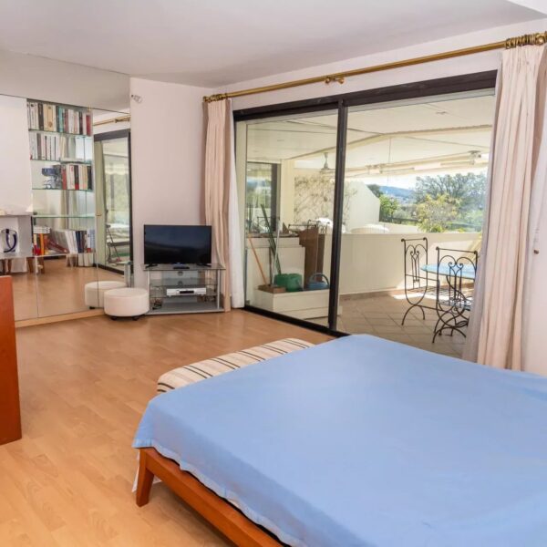 Apartment Cannes Montfleury : stunnig 3 bedrooms, sea view, residence, swimming pool