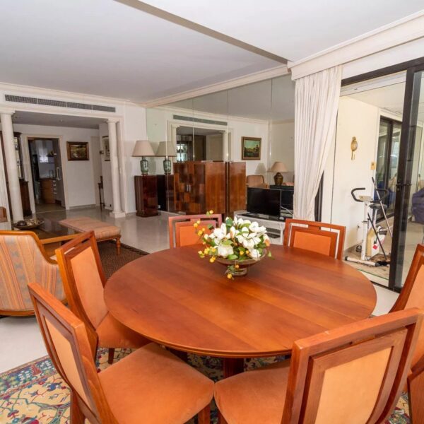 Apartment Cannes Montfleury : stunnig 3 bedrooms, sea view, residence, swimming pool